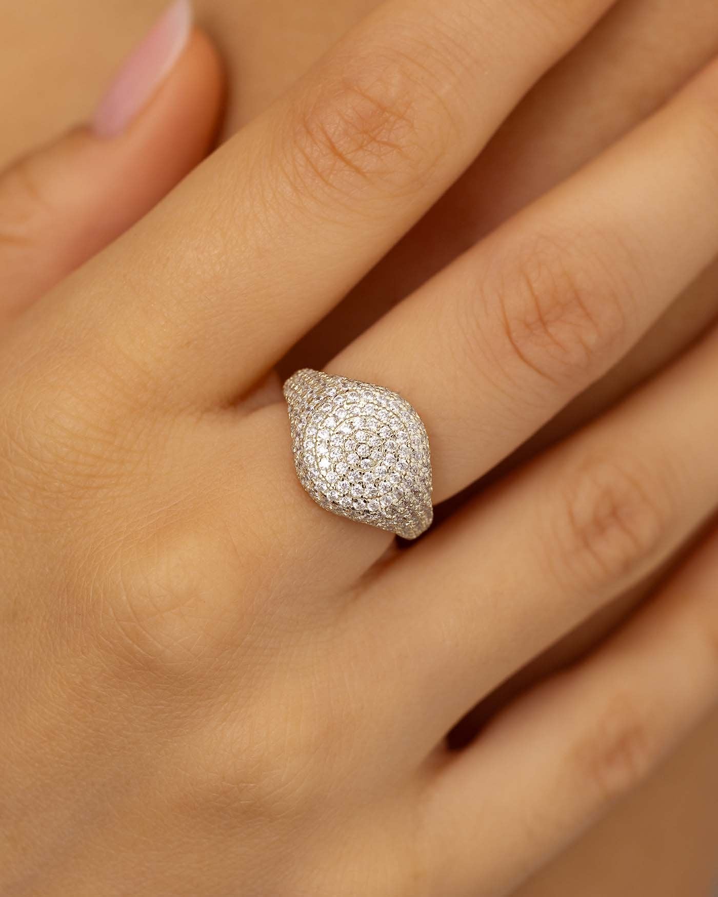 Anello Scudo Pavé