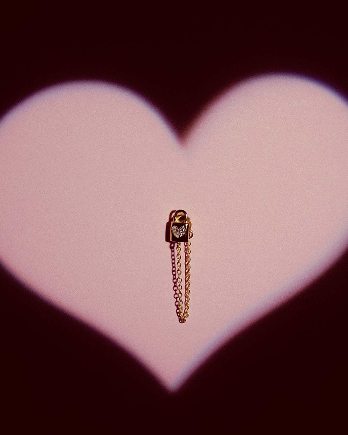 Orecchino Bond Heartlock